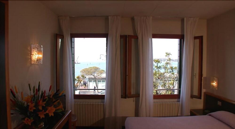 Hotel Belvedere Lido di Venezia Kültér fotó